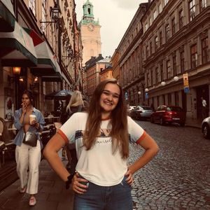 Meet your Posher, Ashley